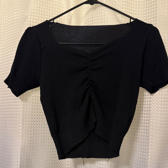 Black Top - Picture 1 of 2